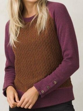 Women’s Two-Tone Brown and Plum Knit Sweater